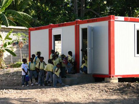 Containerschule auf Haiti