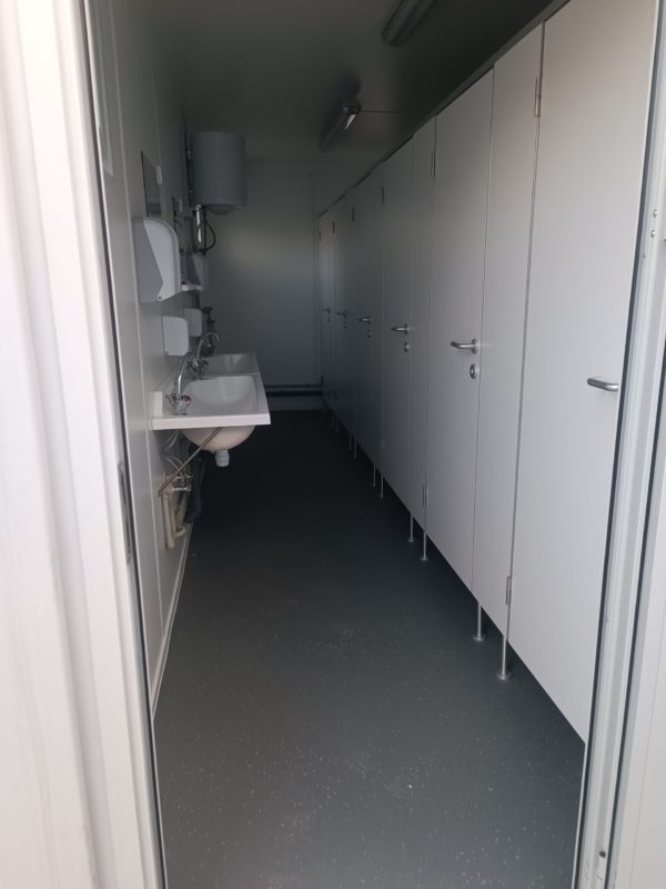 20' női wc konténer