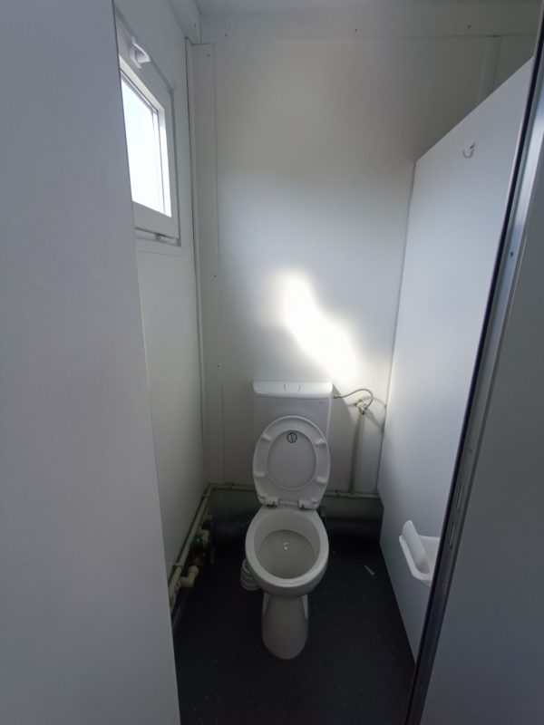 20' női wc konténer