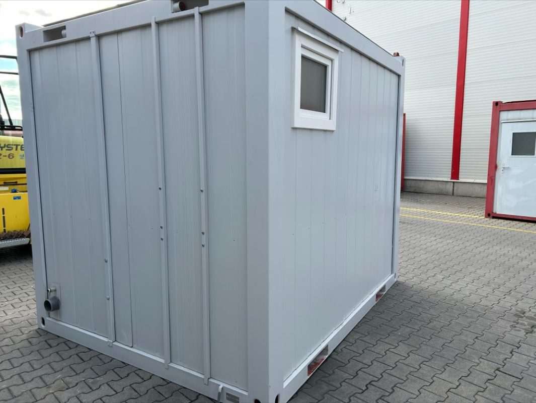 10' akadálymentes szaniterkonténer
