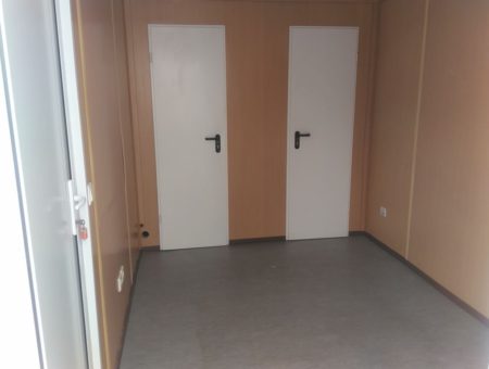 20' irodakonténer szaniteregységgel
