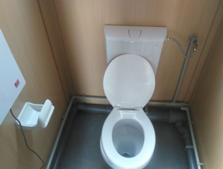 20' irodakonténer szaniteregységgel